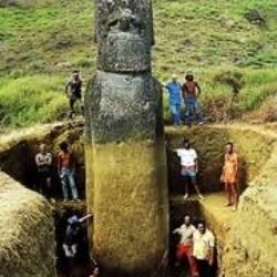 Easter Island Statues Have Bodies