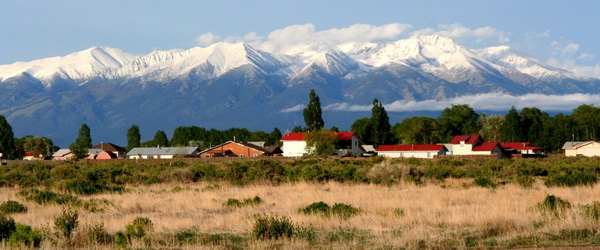 Explore the town of Alamosa